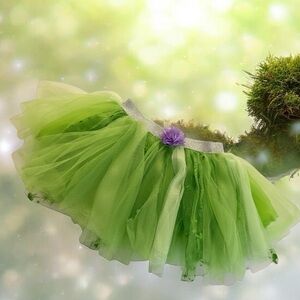 Disney Tinkerbell Green Tulle Tutu Skirt with Purple Flower Accent Girls Size 6